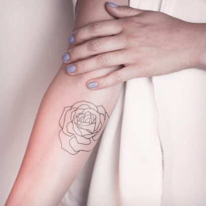 Tatuagem de Rosa no Antebraço
