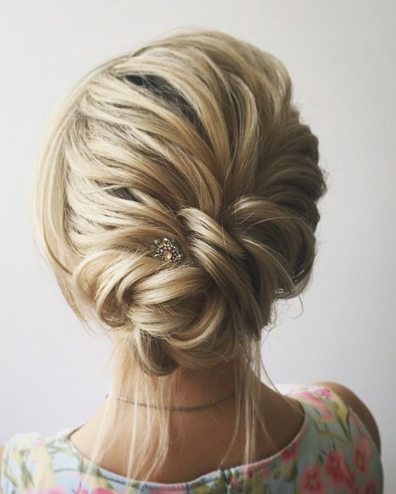 penteado-para-cabelos-curtos-coque