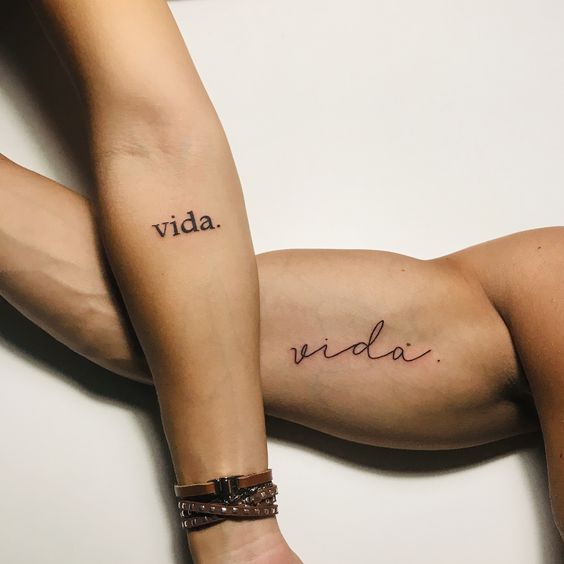 Tatuagem para casal: 12 inspirações incríveis com significados 2